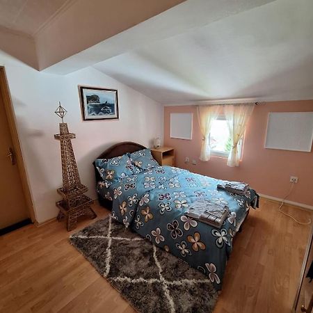 Apartment Duca Плужине Экстерьер фото