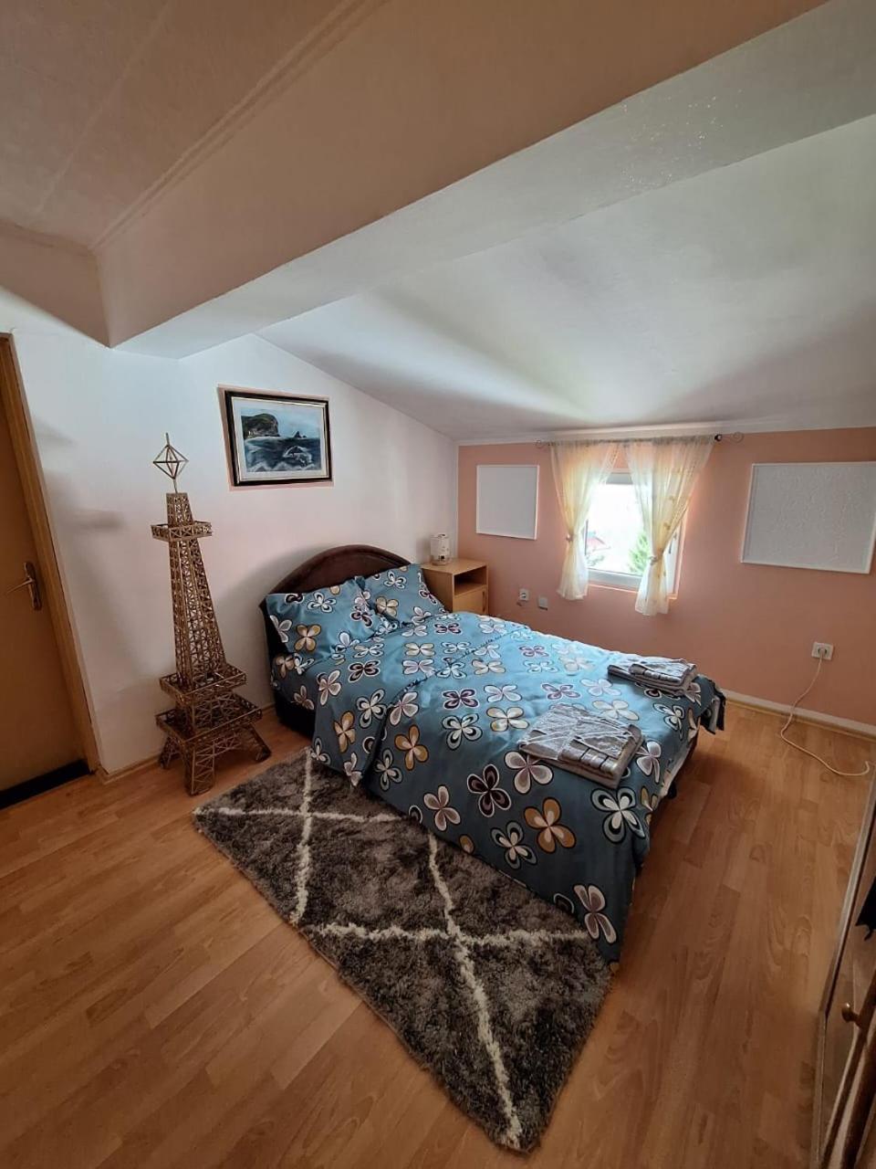 Apartment Duca Плужине Экстерьер фото