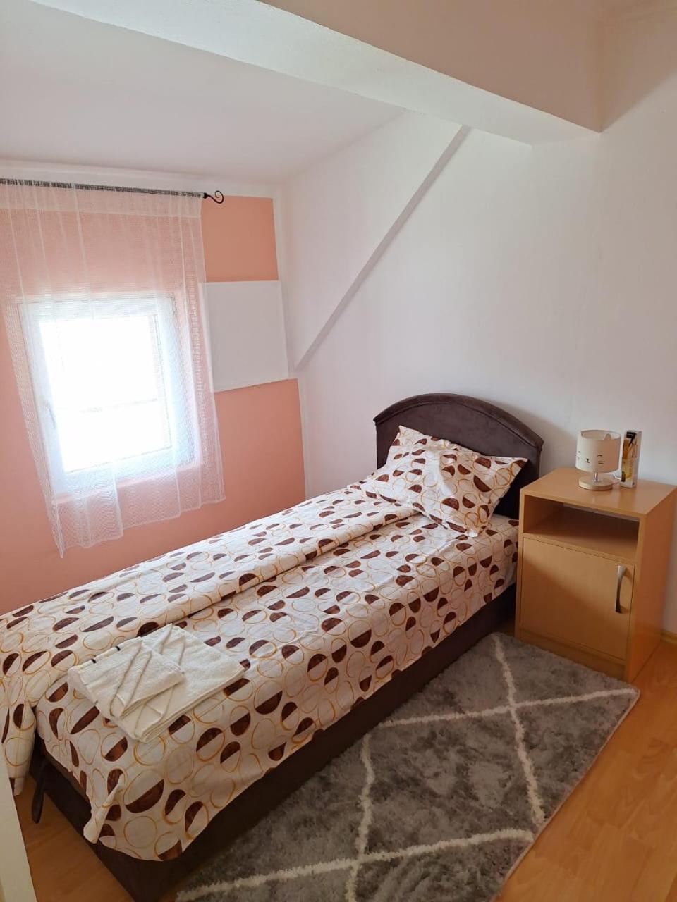 Apartment Duca Плужине Экстерьер фото